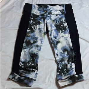 Lululemon Stop at Nothing Cropped Leggings